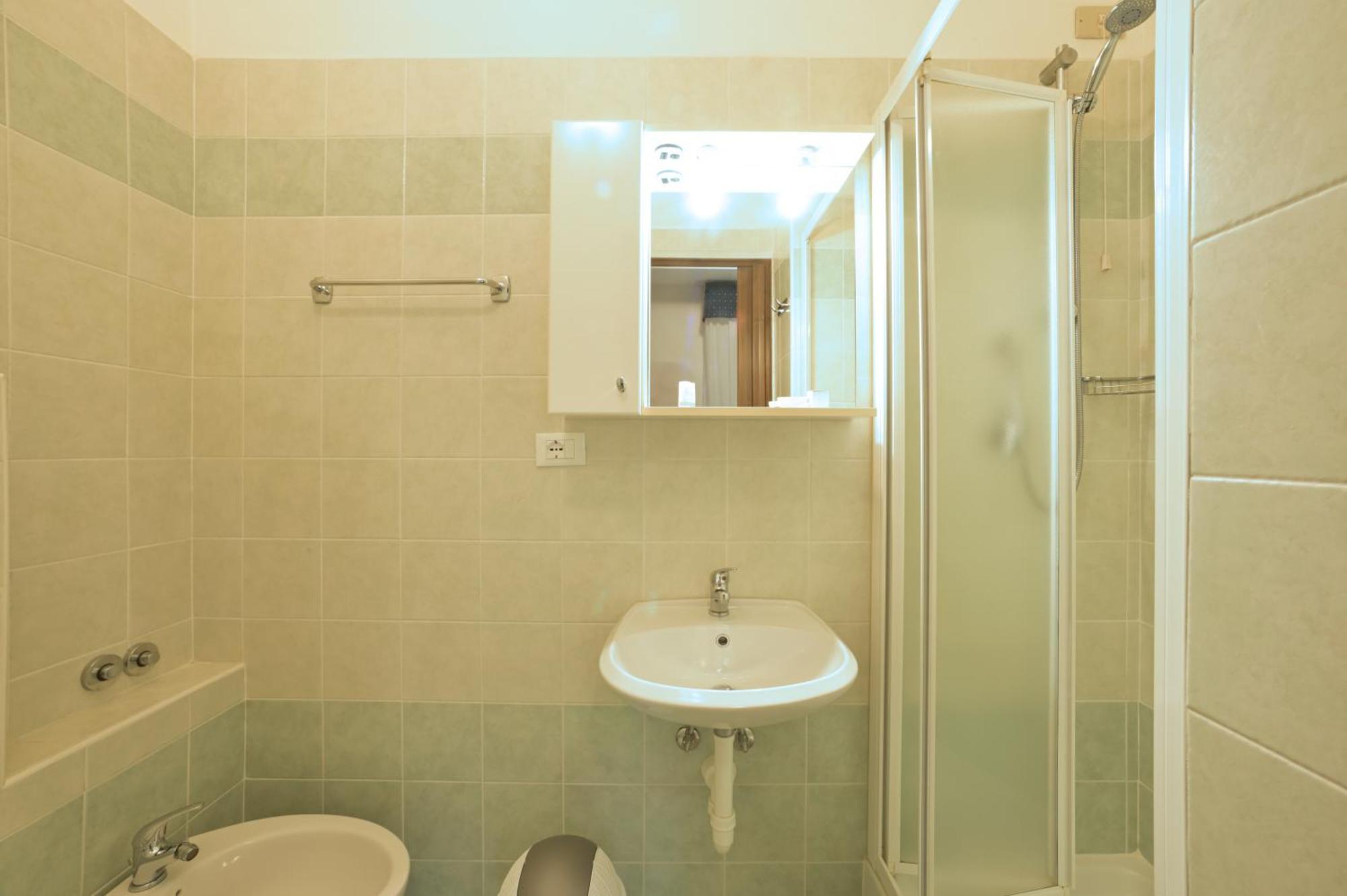 Hotel Delfino Laigueglia Ngoại thất bức ảnh