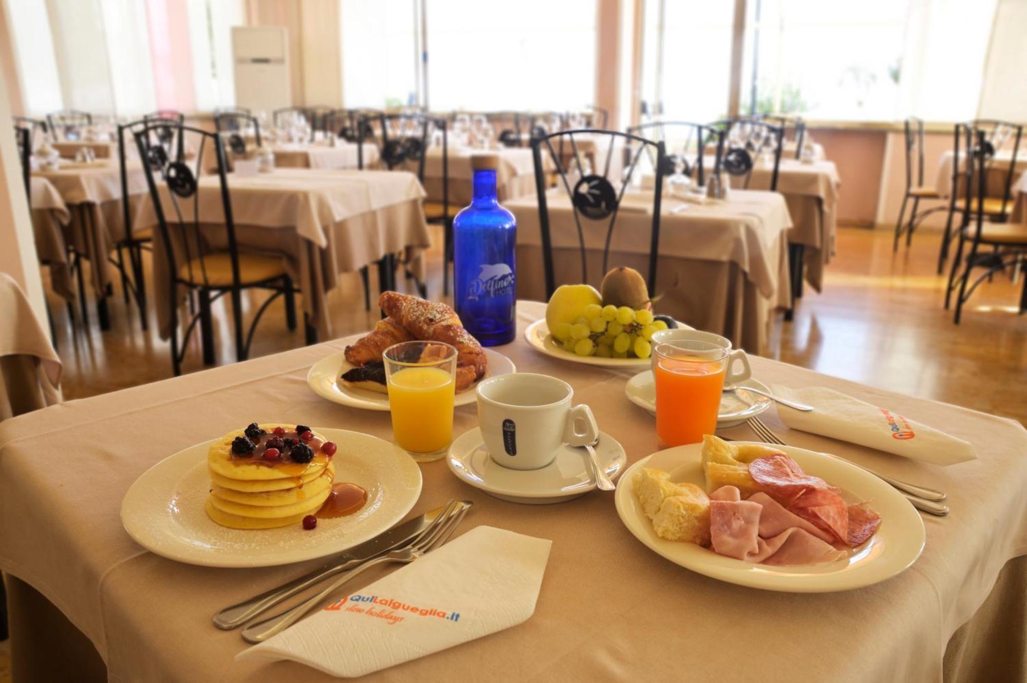 Hotel Delfino Laigueglia Ngoại thất bức ảnh